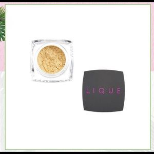 ⛄️ Lique “naked” effects for cheeks/lips